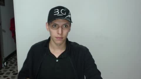 Snapshot of hefesto_69 chatting on October 10, 5:17 am hefesto_69 online show from October 10, 5:17 am