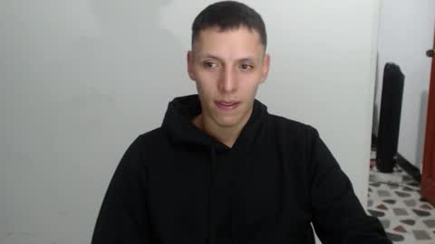 Snapshot of hefesto_69 chatting on October 24, 3:36 am hefesto_69 online show from October 24, 3:36 am