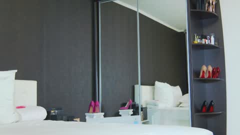 Helen online show from February 3, 2:25 am