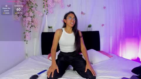 heidi_feuer online show from September 29, 12:32 pm