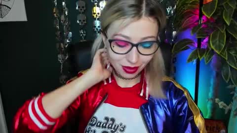 Heidi online show from October 31, 5:41 am