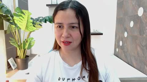 Heidy online show from May 26, 1:29 pm