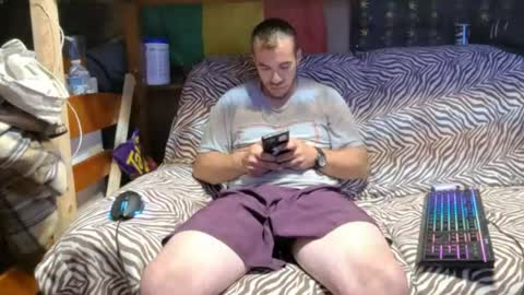 Snapshot of heisherrmann chatting on July 24, 8:45 am xxScubaStevexx online show from July 24, 8:45 am
