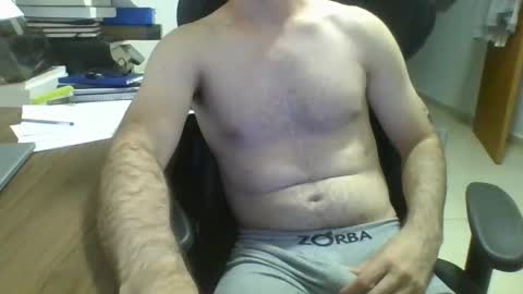 heitorcp1 online show from February 15, 5:09 am