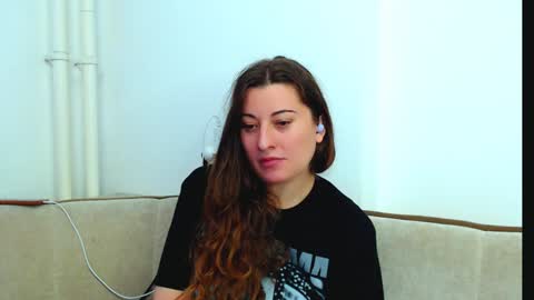 helen_adams_ online show from December 5, 8:00 am