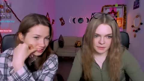 helen_shineee online show from January 8, 8:22 pm