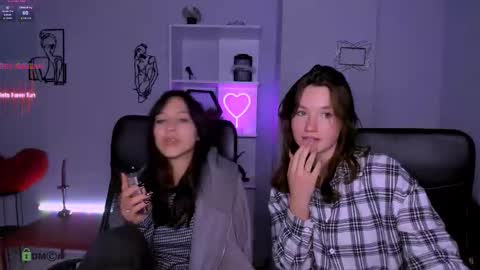 helen_shineee online show from January 13, 10:15 pm