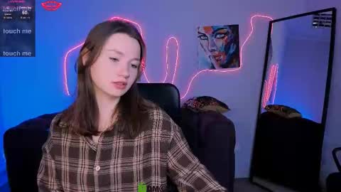 helen_shineee online show from January 18, 8:34 pm