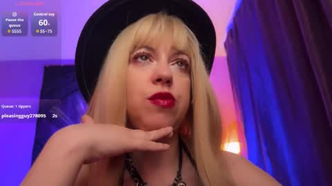 Helena online show from April 19, 6:10 pm