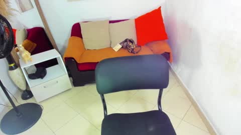 HELENA COPPER online show from March 5, 3:18 am