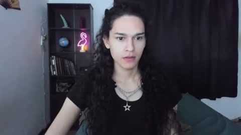 Snapshot of helena_spellman chatting on May 24, 9:36 am helena_spellman online show from May 24, 9:36 am