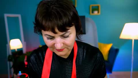 helenbeler online show from October 26, 12:22 pm