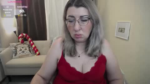 helenenigma online show from November 25, 7:36 pm