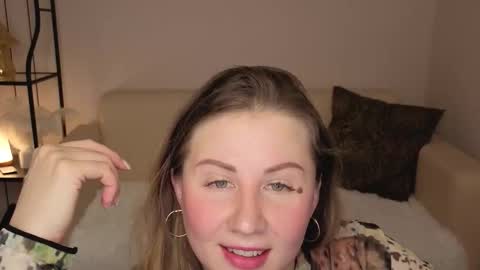 Helen online show from November 22, 1:59 am