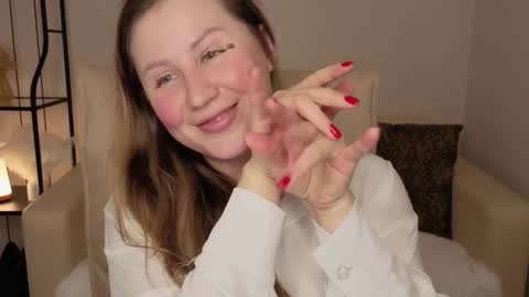 Helen online show from December 4, 7:39 am