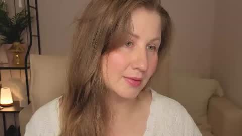 Snapshot of helens_lov chatting on July 18, 1:32 am Helen online show from July 18, 1:32 am