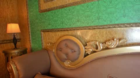 Helen or Hells online show from March 26, 2:11 pm