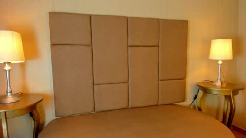 Helen or Hells online show from March 30, 12:39 pm