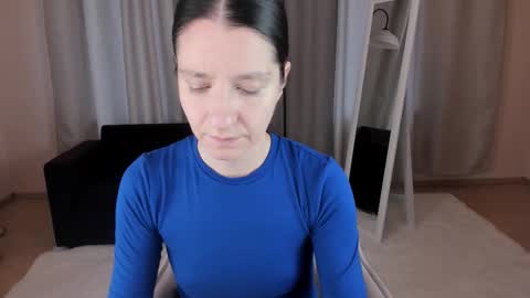 Helen online show from September 19, 2:13 am