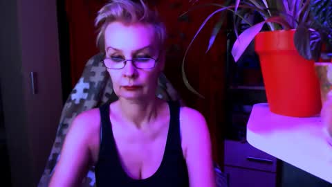 Helga online show from March 26, 4:01 pm