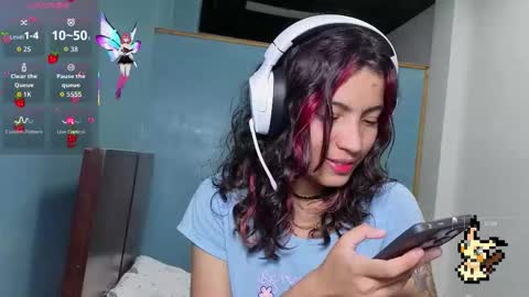 Helia Transfem and Amy online show from October 6, 5:05 am