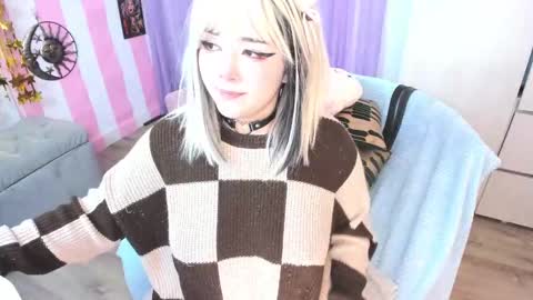 Laura online show from February 14, 12:09 am