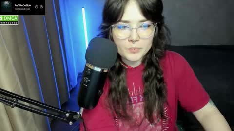 Snapshot of hell_hotline chatting on October 30, 6:52 pm Red online show from October 30, 6:52 pm