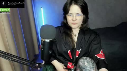 Snapshot of hell_hotline chatting on January 13, 6:46 pm Red online show from January 13, 6:46 pm