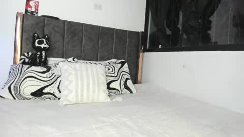 helldy_666 online show from April 24, 3:31 am