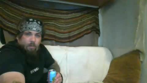 hellelandshadow online show from April 12, 2:49 am