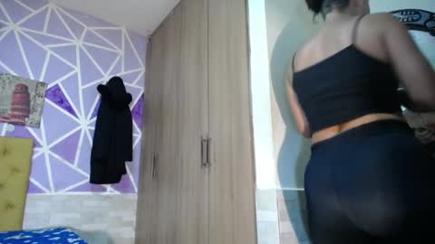 hellen maya online show from May 18, 6:03 pm