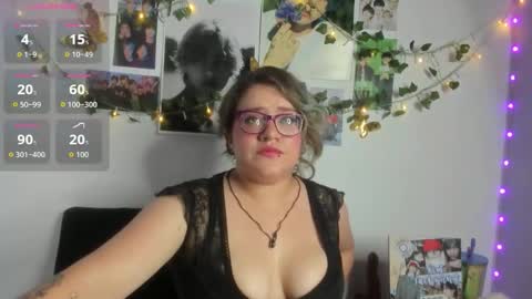 hellen_roseee online show from September 9, 4:12 am