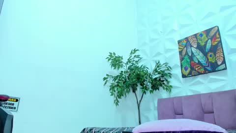 hellen     online show from February 19, 7:16 pm