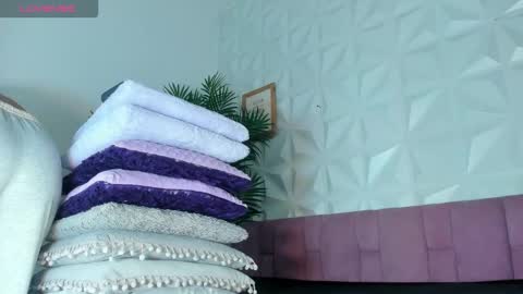 hellen     online show from October 16, 7:15 pm