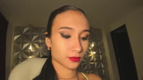 Hellen online show from November 24, 1:00 pm