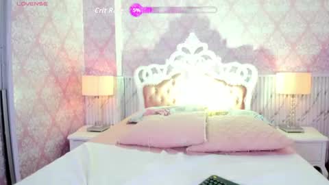   online show from July 18, 11:03 am