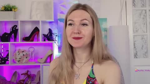 Alisia  Monday to Friday from 10 am to 4 pm GMT 2 online show from January 9, 8:13 am