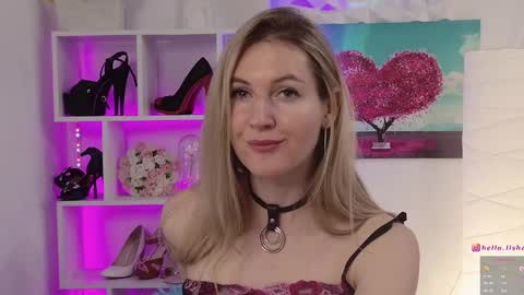 Alisia  Monday to Friday from 10 am to 4 pm GMT 2 online show from January 22, 2:14 pm