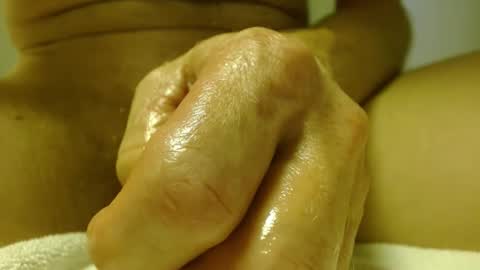 Snapshot of helloagain13 chatting on September 28, 12:05 am helloagain13 online show from September 28, 12:05 am