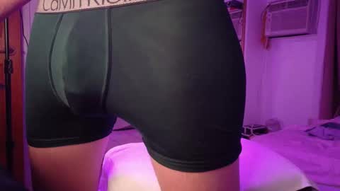 HeyImLeo online show from March 24, 5:23 am