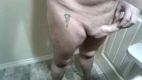 Snapshot of helloitsme969 chatting on February 20, 6:24 pm helloitsme969 online show from February 20, 6:24 pm