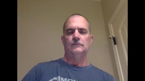 Snapshot of helloitsme969 chatting on October 15, 8:31 pm helloitsme969 online show from October 15, 8:31 pm