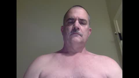 Snapshot of helloitsme969 chatting on April 16, 5:25 pm helloitsme969 online show from April 16, 5:25 pm