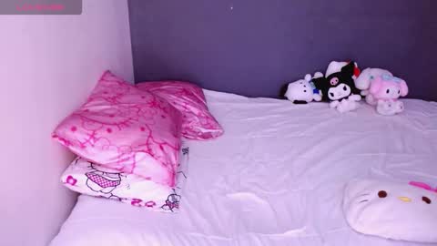 Snapshot of hellokitty_valery1 chatting on February 12, 11:22 pm hellokitty_valery1 online show from February 12, 11:22 pm