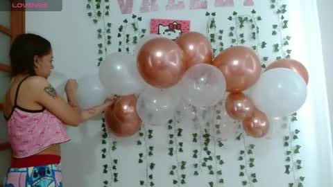 hellokitty_valery1 online show from March 21, 6:00 pm