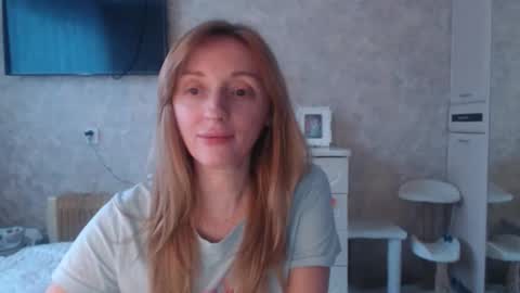 Snapshot of hellokittykaty chatting on February 11, 6:18 am Victory online show from February 11, 6:18 am