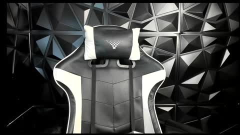 heluehorny13 online show from March 5, 2:57 am