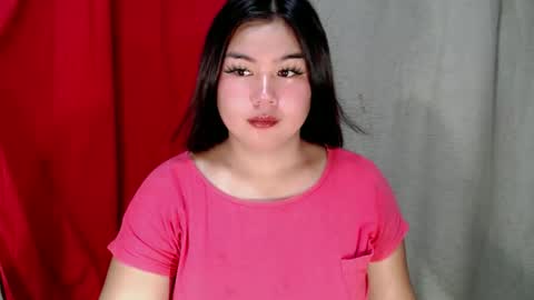 Snapshot of heluv_tiara chatting on October 20, 8:37 am tiara tine online show from October 20, 8:37 am