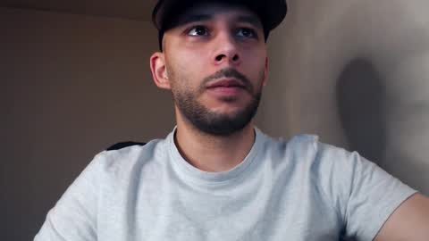 HenryAxe online show from November 2, 1:35 pm