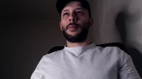 HenryAxe online show from November 16, 9:59 am